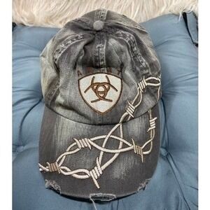 Ariat Mens Distressed Herringbone Barbed Wire Logo Baseball Cap Grey Brown Hat